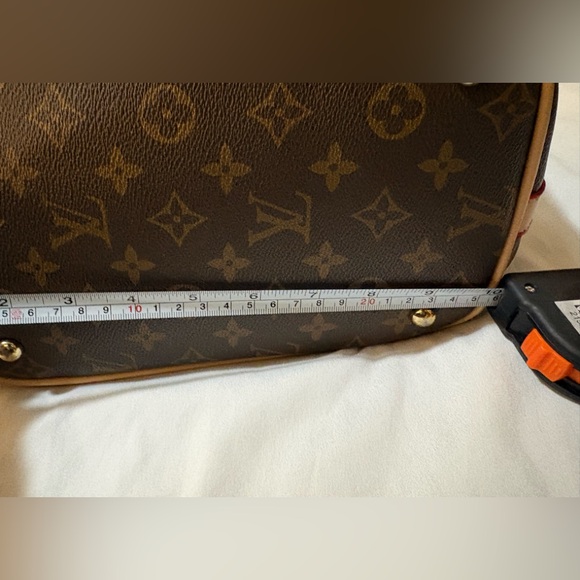 Stylish Drawstring Bucket Bag - Picture 7 of 16